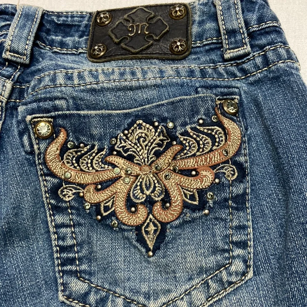 Miss Me Womens Denim Shorts Excellent Used Condition! Size 29